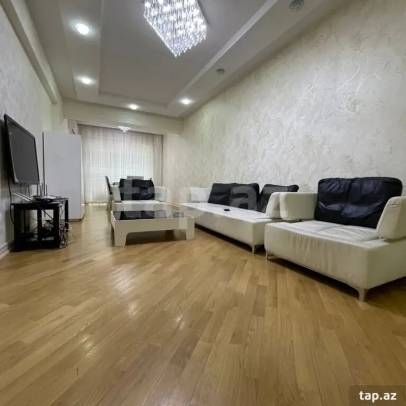 Kirayə verilir 3 otaqlı yeni tikili 80 m²