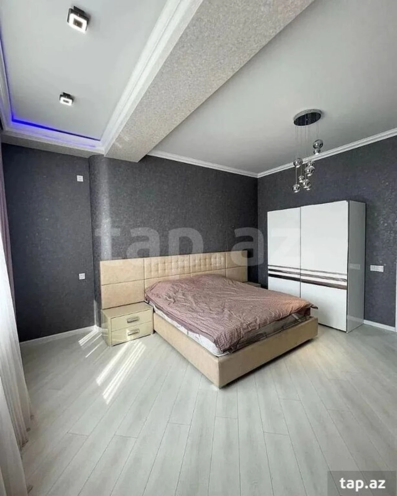 Kirayə verilir 2 otaqlı yeni tikili 80 m²