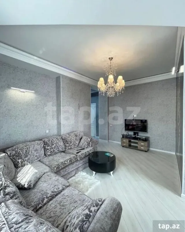 Kirayə verilir 2 otaqlı yeni tikili 80 m²