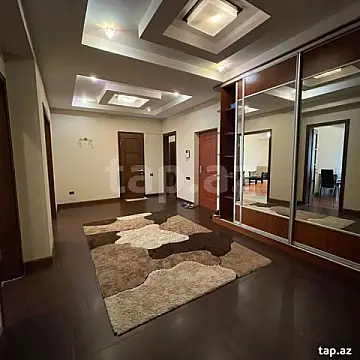 Kirayə verilir 3 otaqlı yeni tikili 85 m²