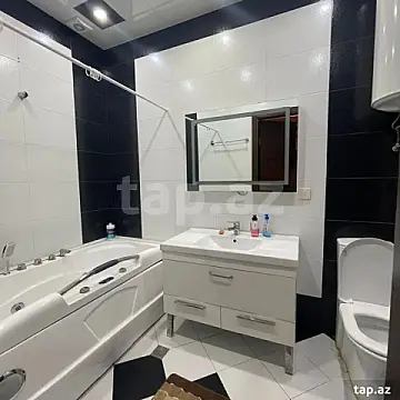 Kirayə verilir 3 otaqlı yeni tikili 85 m²