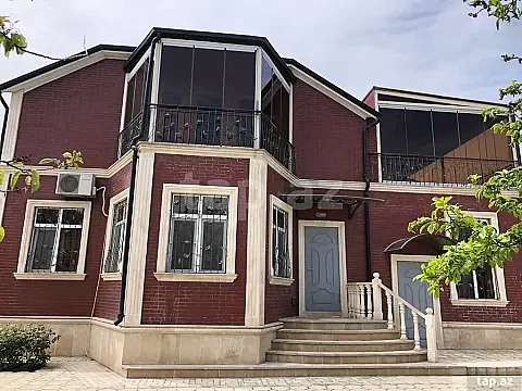 Satılır 5 otaqlı həyət evi 270 m² — Bakı 5 otaq 270.00 m²