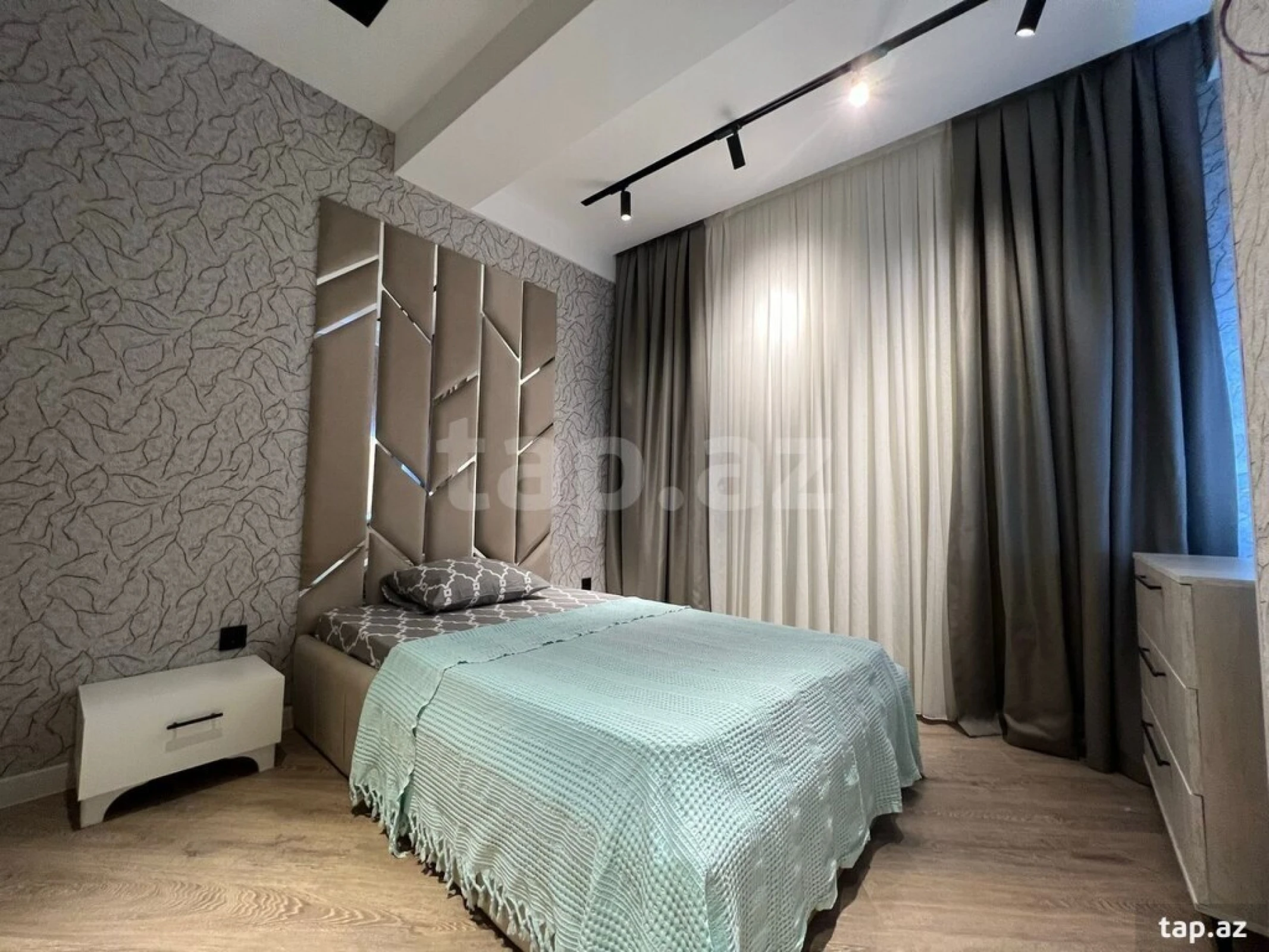 Kirayə verilir 3 otaqlı yeni tikili 110 m²