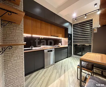 Kirayə verilir 3 otaqlı yeni tikili 110 m²