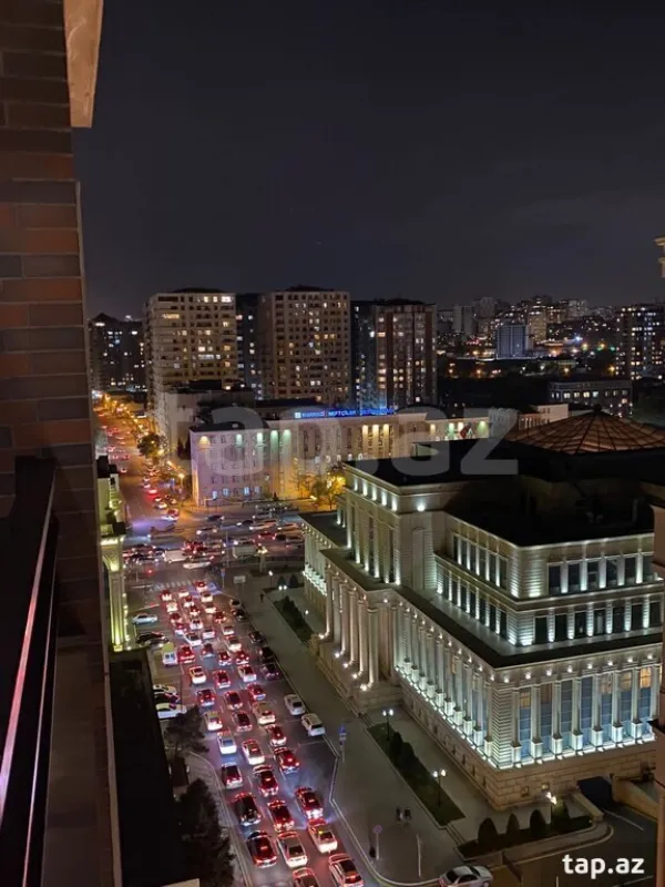 Kirayə verilir 3 otaqlı yeni tikili 100 m²