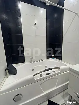 Kirayə verilir 3 otaqlı yeni tikili 100 m²