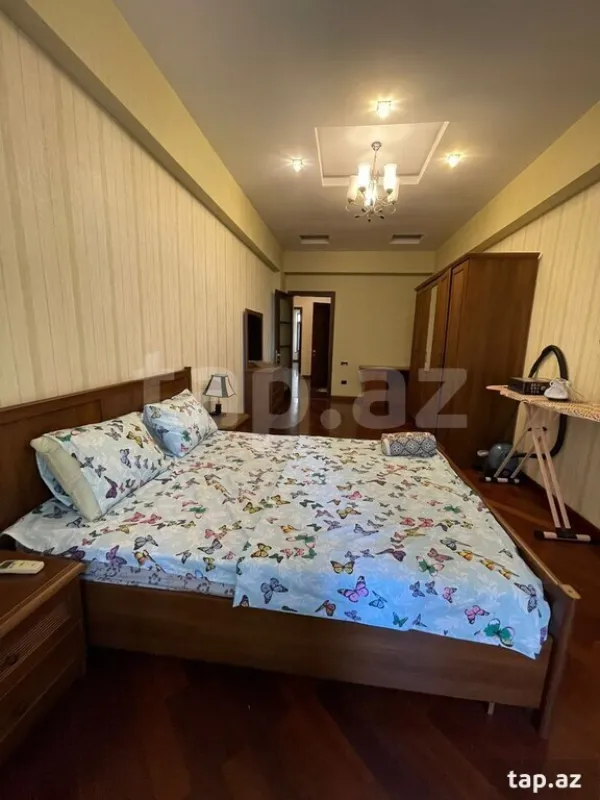 Kirayə verilir 3 otaqlı yeni tikili 100 m²