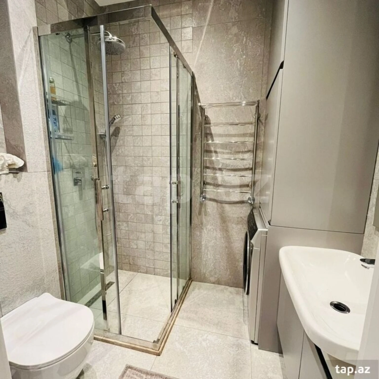 Kirayə verilir 3 otaqlı yeni tikili 100 m²