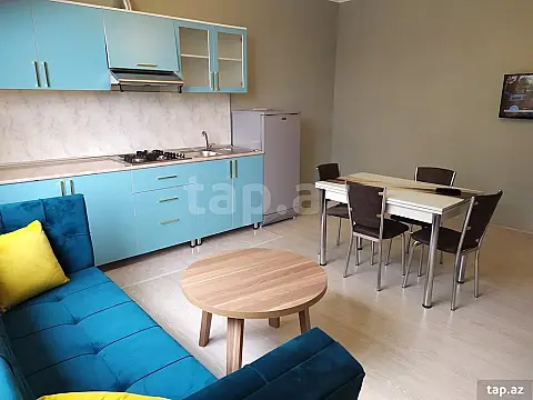 Kirayə verilir 4 otaqlı həyət evi