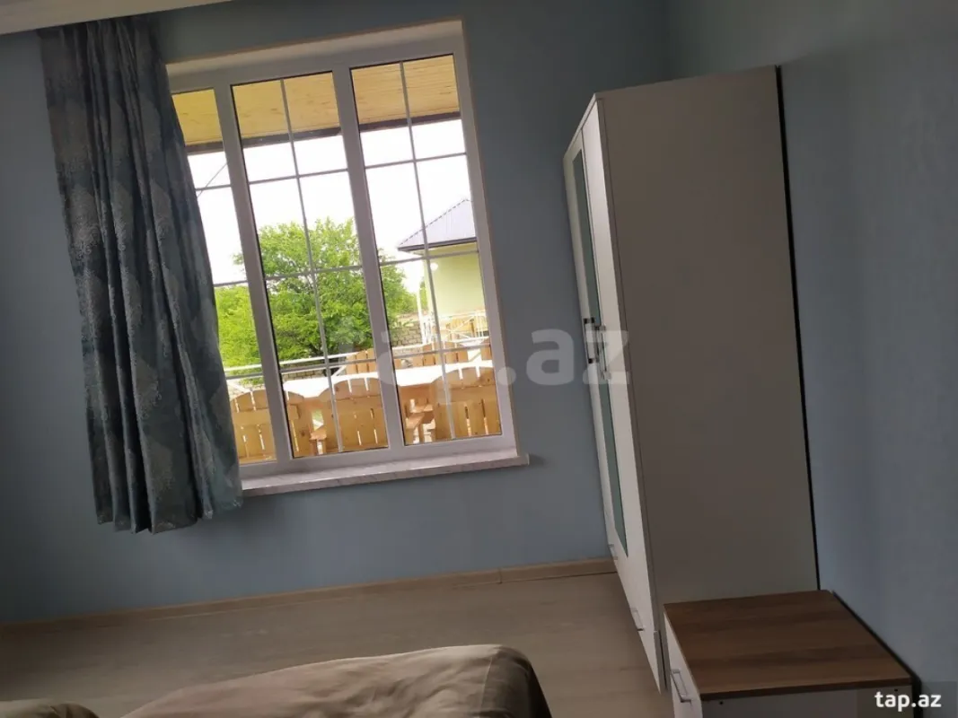 Kirayə verilir 4 otaqlı həyət evi