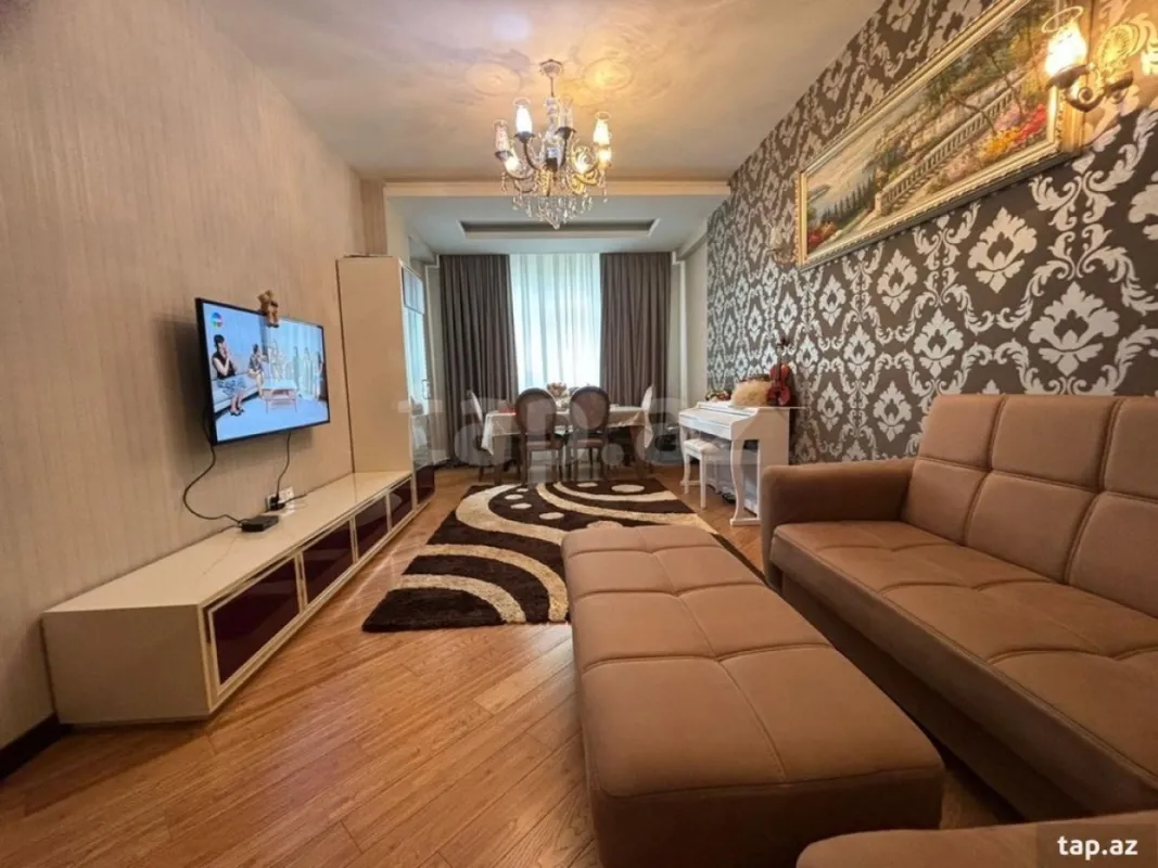 Satılır 2 otaqlı yeni tikili 60 m²
