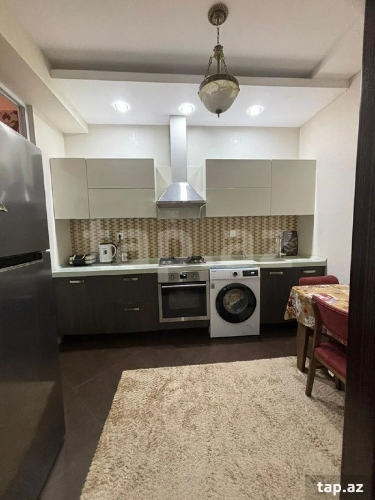 Satılır 2 otaqlı yeni tikili 60 m²