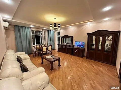 Kirayə verilir 3 otaqlı yeni tikili 80 m²