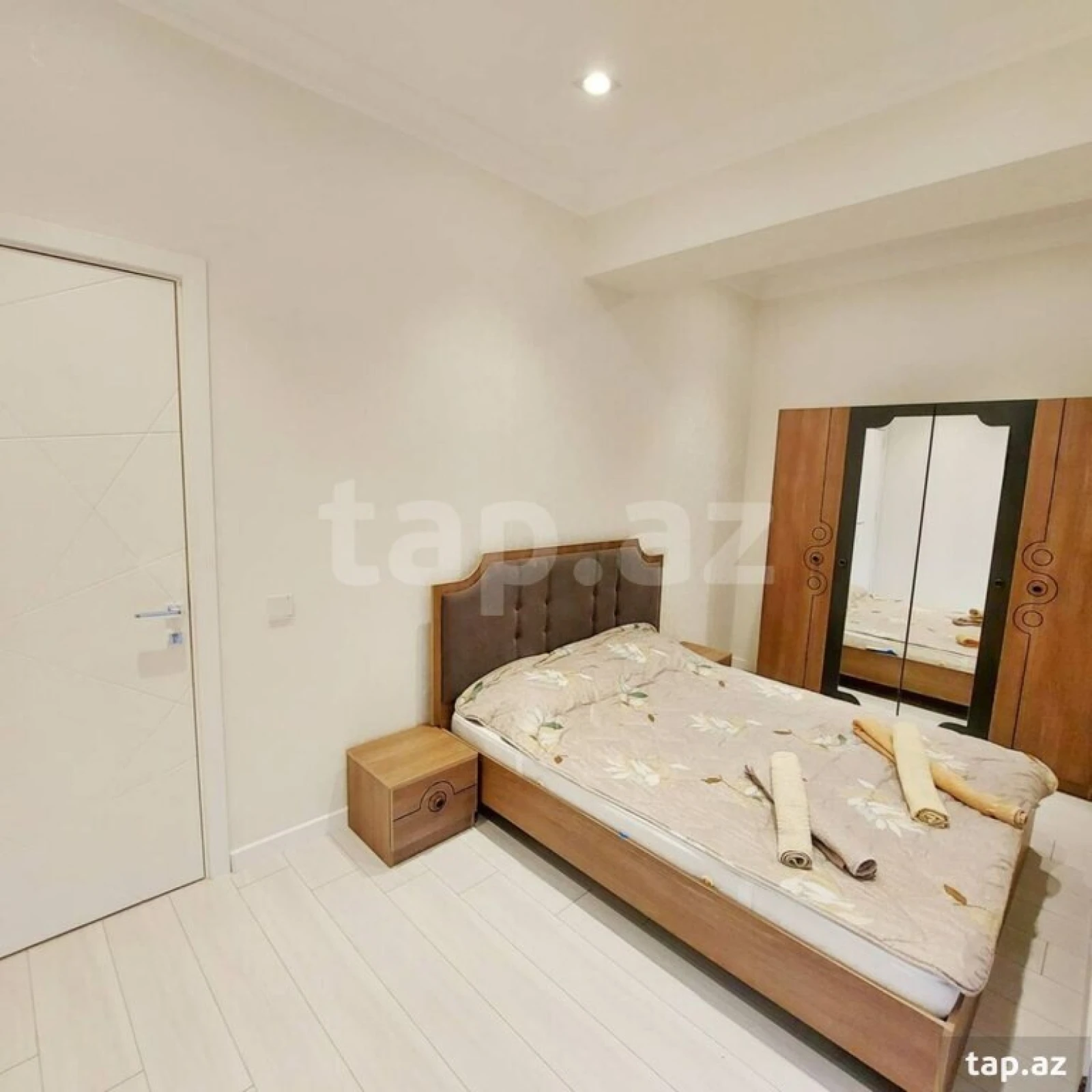 Kirayə verilir 3 otaqlı yeni tikili 100 m²