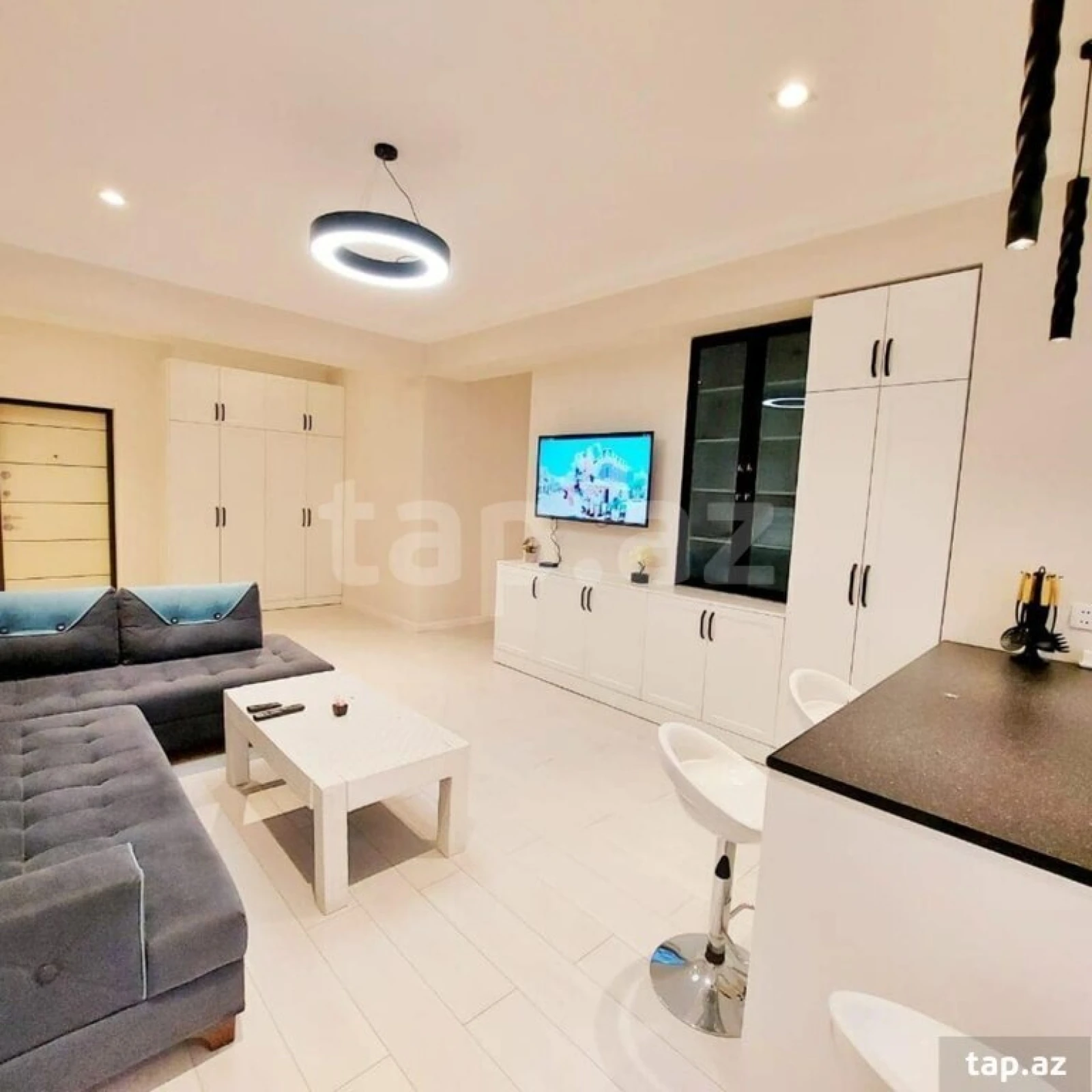 Kirayə verilir 3 otaqlı yeni tikili 100 m²