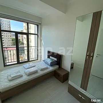 Kirayə verilir 2 otaqlı yeni tikili 75 m²