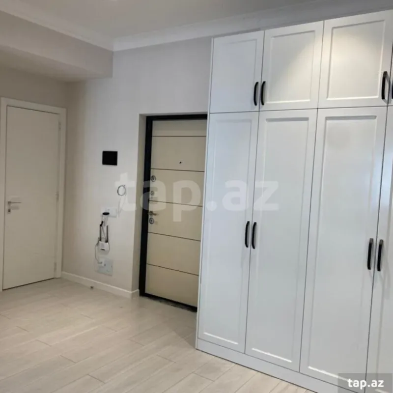 Kirayə verilir 2 otaqlı yeni tikili 75 m²