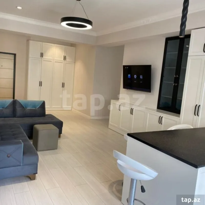 Kirayə verilir 2 otaqlı yeni tikili 75 m²