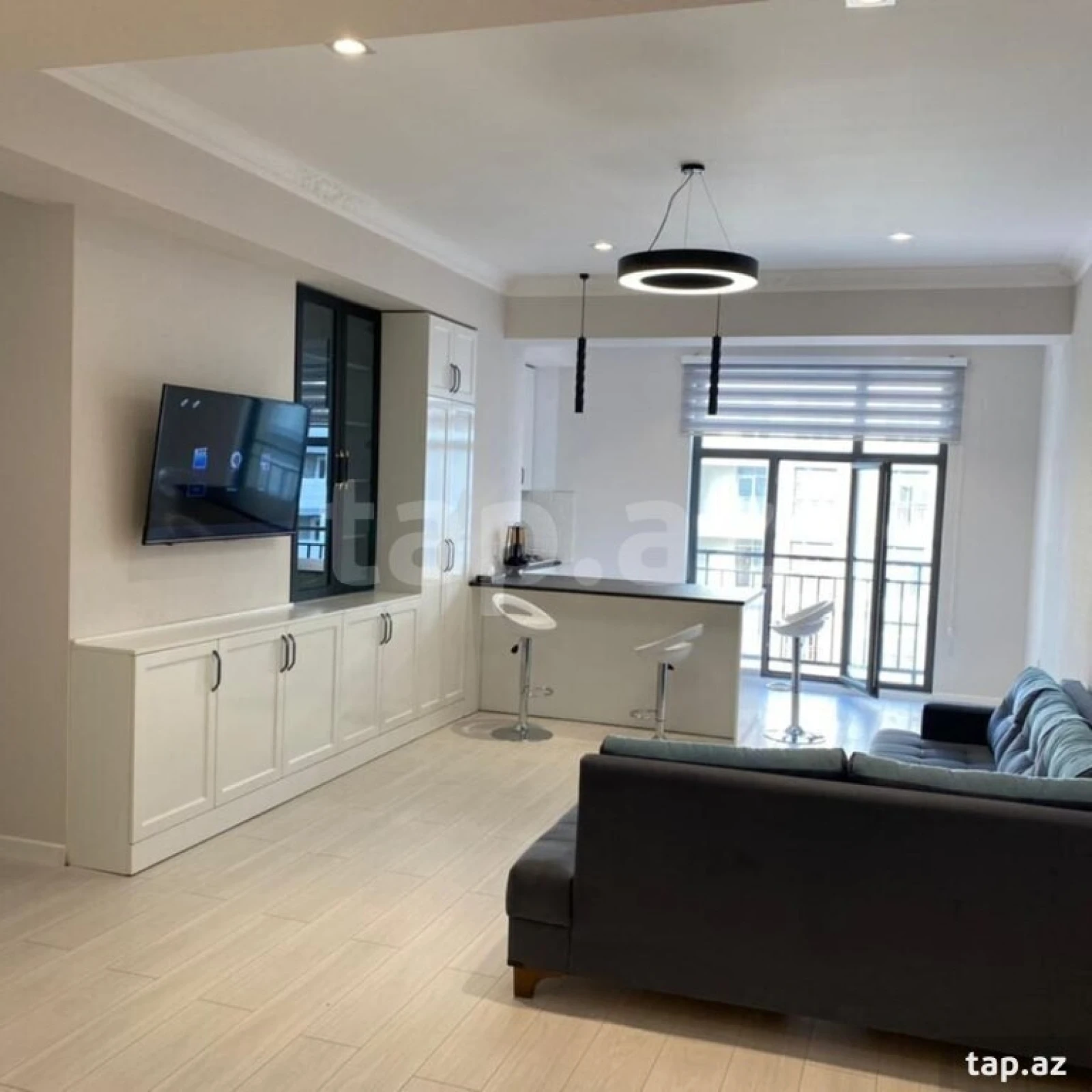 Kirayə verilir 2 otaqlı yeni tikili 75 m²