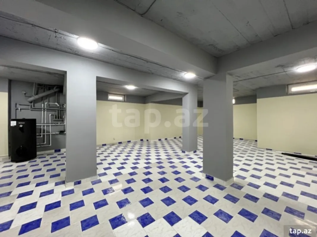 Satılır 5 otaqlı həyət evi