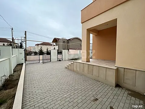 Satılır 5 otaqlı həyət evi