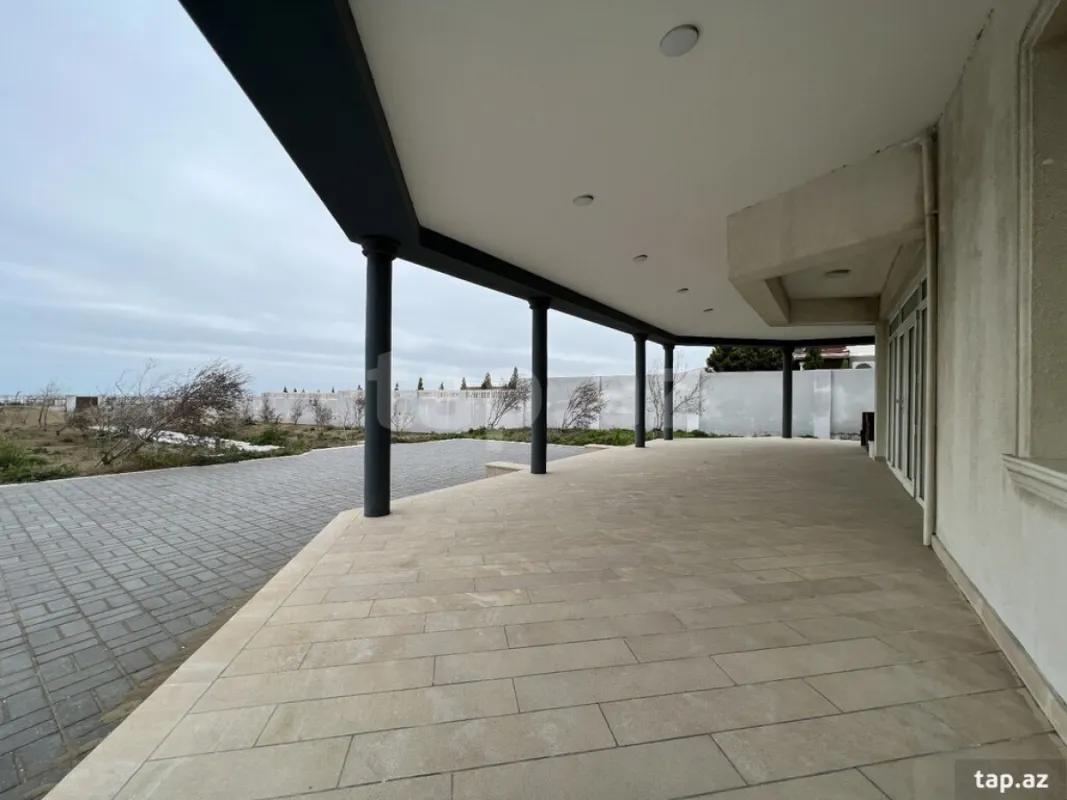 Satılır 5 otaqlı həyət evi