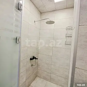 Kirayə verilir 2 otaqlı yeni tikili 70 m²