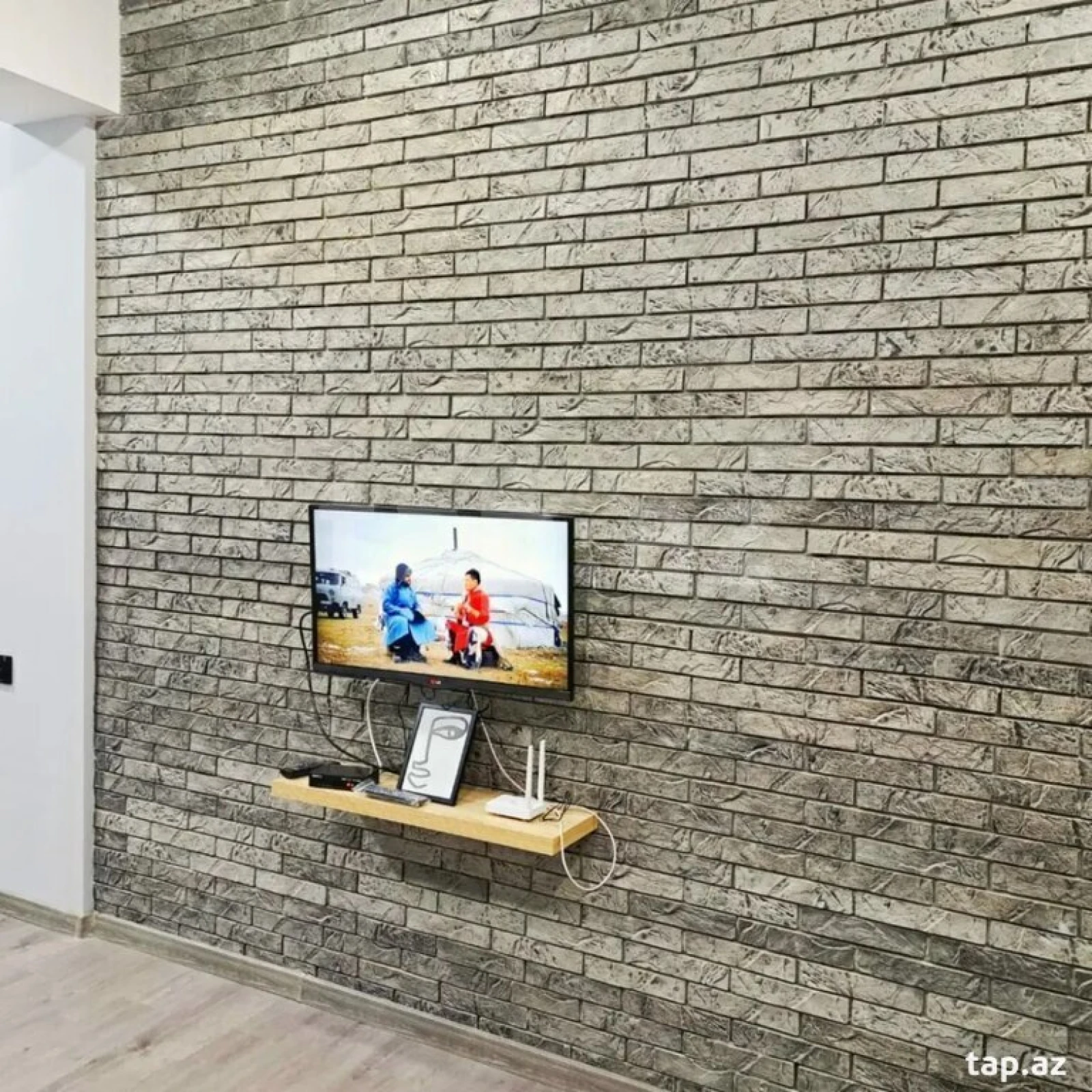 Kirayə verilir 2 otaqlı yeni tikili 70 m²