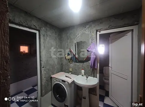 Satılır 4 otaqlı həyət evi