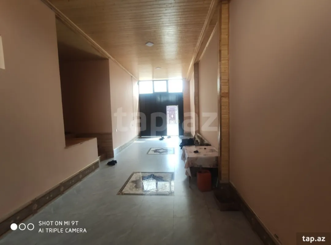 Satılır 4 otaqlı həyət evi