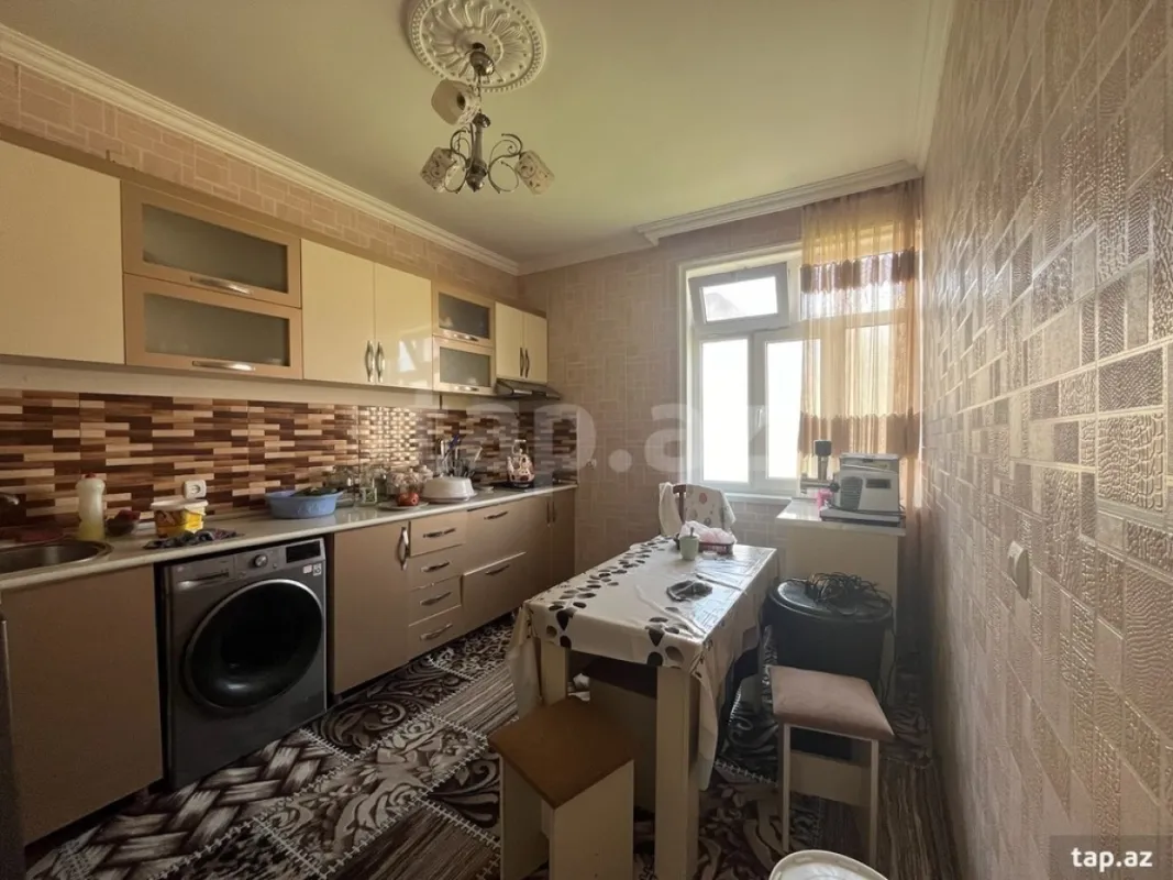 Satılır 4 otaqlı həyət evi