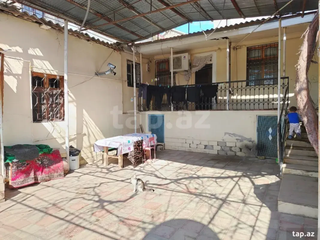 Satılır 3 otaqlı həyət evi 100 m²