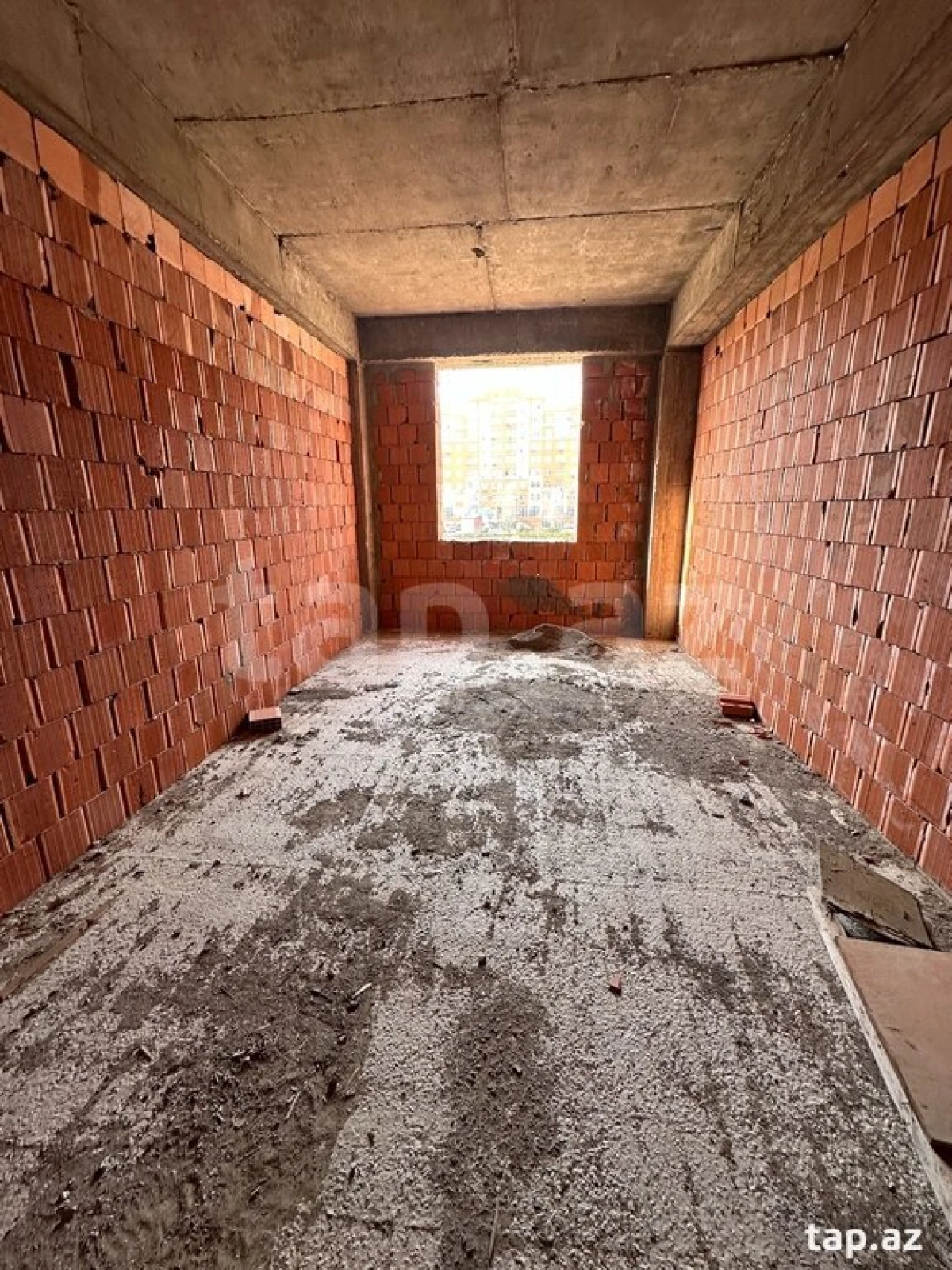 Satılır 1 otaqlı yeni tikili 41 m²