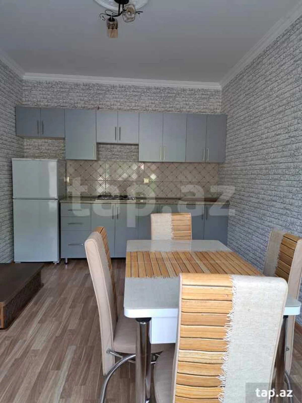 Kirayə verilir 2 otaqlı həyət evi