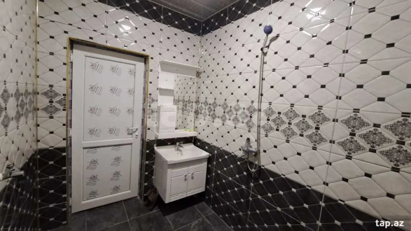 Kirayə verilir 2 otaqlı həyət evi