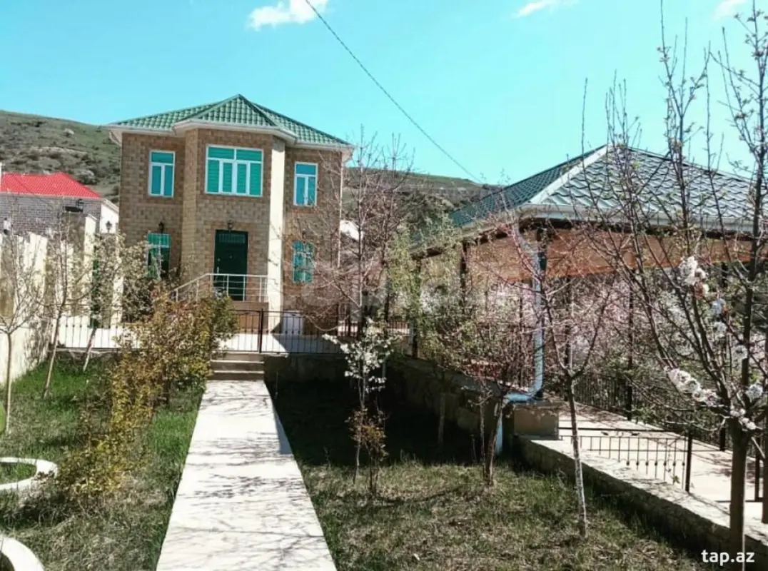 Kirayə verilir 4 otaqlı həyət evi 150 m²