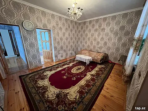 Kirayə verilir 3 otaqlı həyət evi 75 m² — Göygöl 3 otaq 75.00 m²