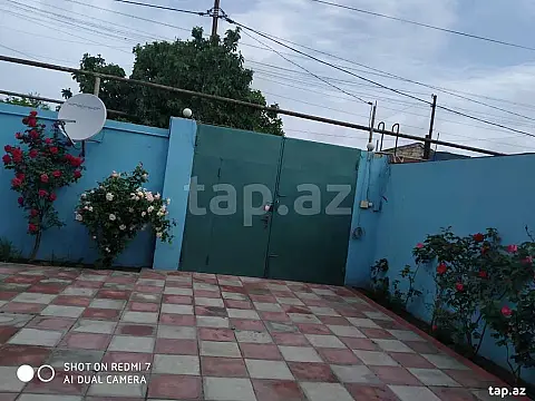 Satılır 3 otaqlı həyət evi
