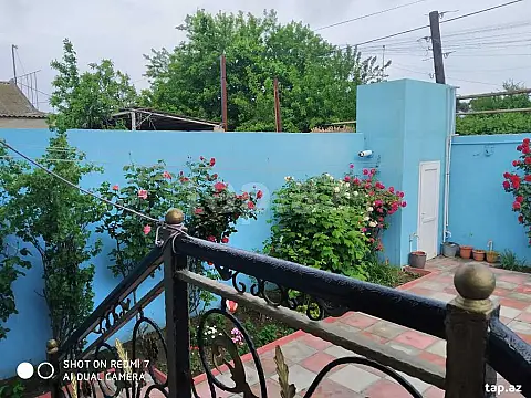 Satılır 3 otaqlı həyət evi