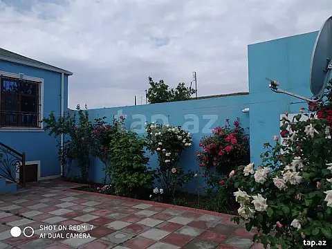 Satılır 3 otaqlı həyət evi