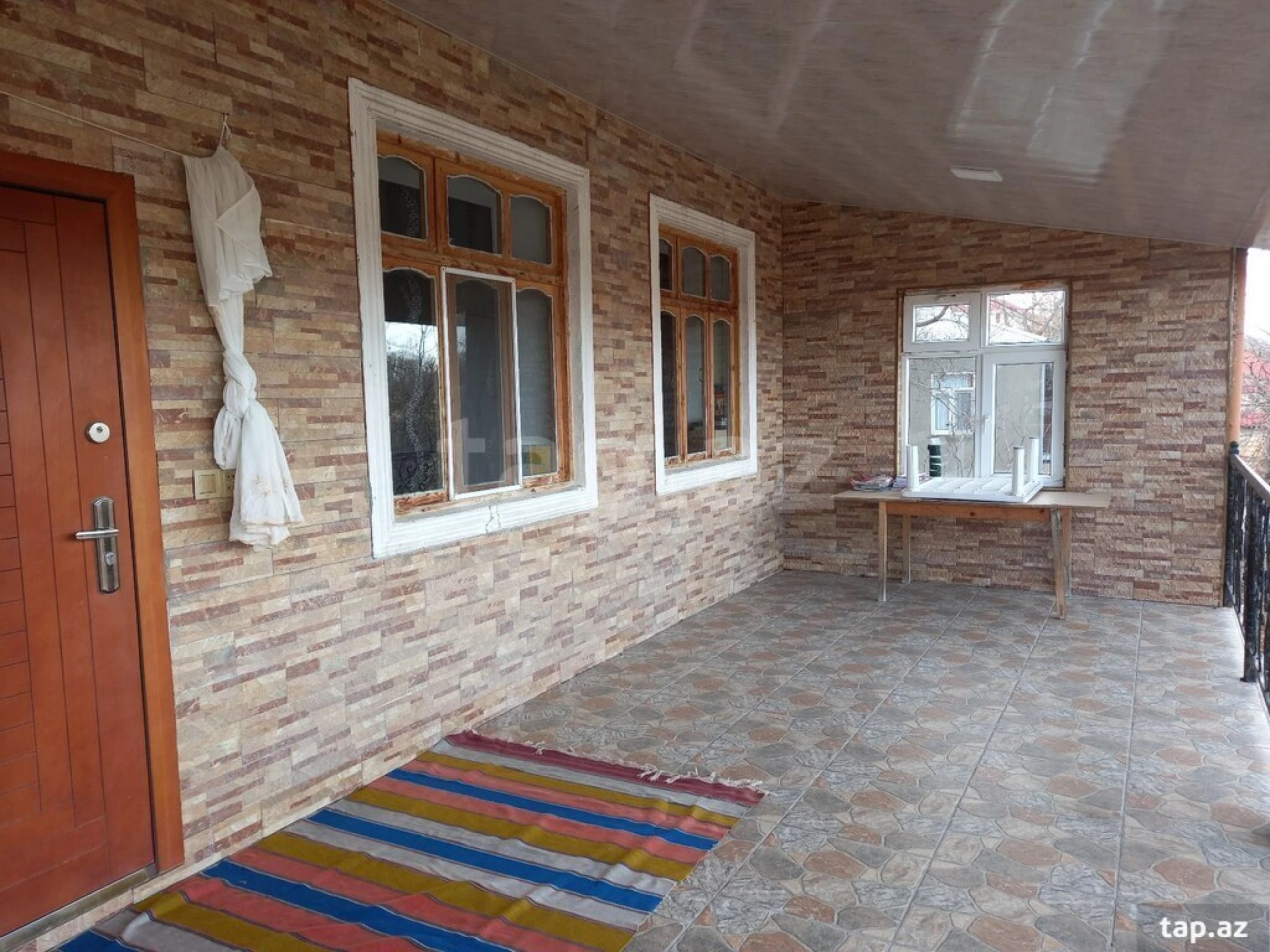 Satılır 3 otaqlı həyət evi