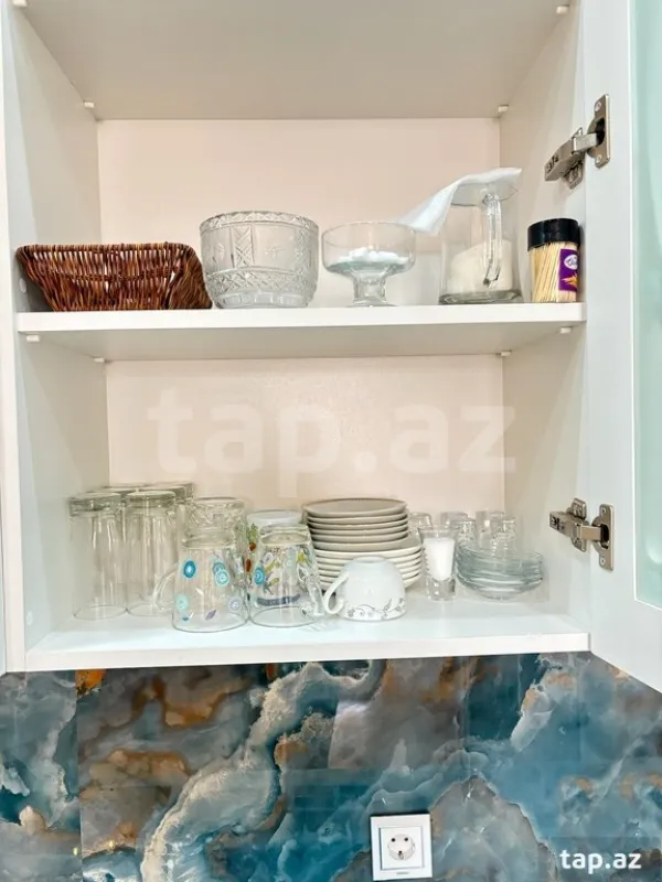 Kirayə verilir 3 otaqlı yeni tikili 96 m²