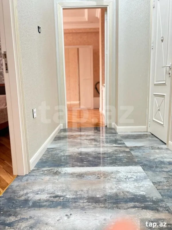 Kirayə verilir 3 otaqlı yeni tikili 96 m²