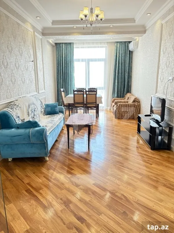 Kirayə verilir 3 otaqlı yeni tikili 96 m²