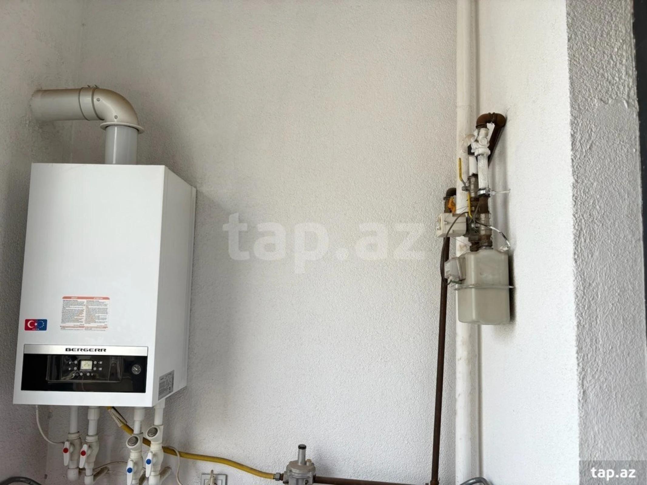 Kirayə verilir 3 otaqlı yeni tikili 96 m²