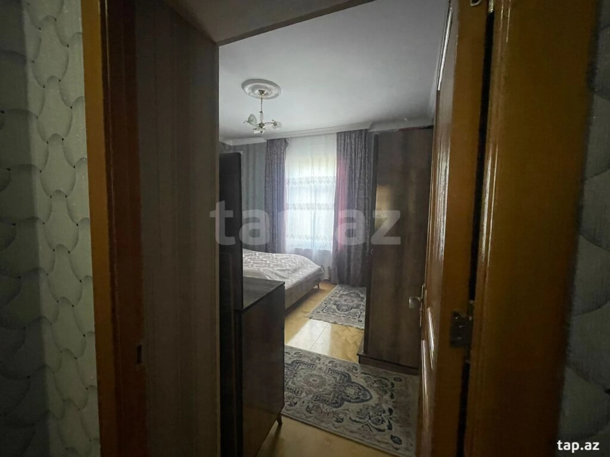 Satılır 4 otaqlı həyət evi