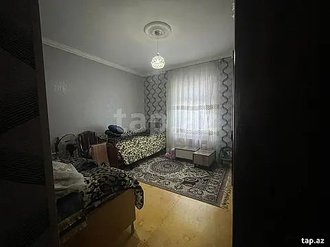 Satılır 4 otaqlı həyət evi