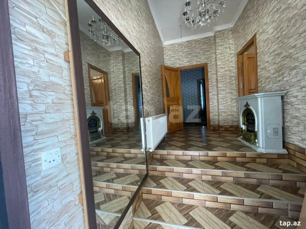 Satılır 4 otaqlı həyət evi