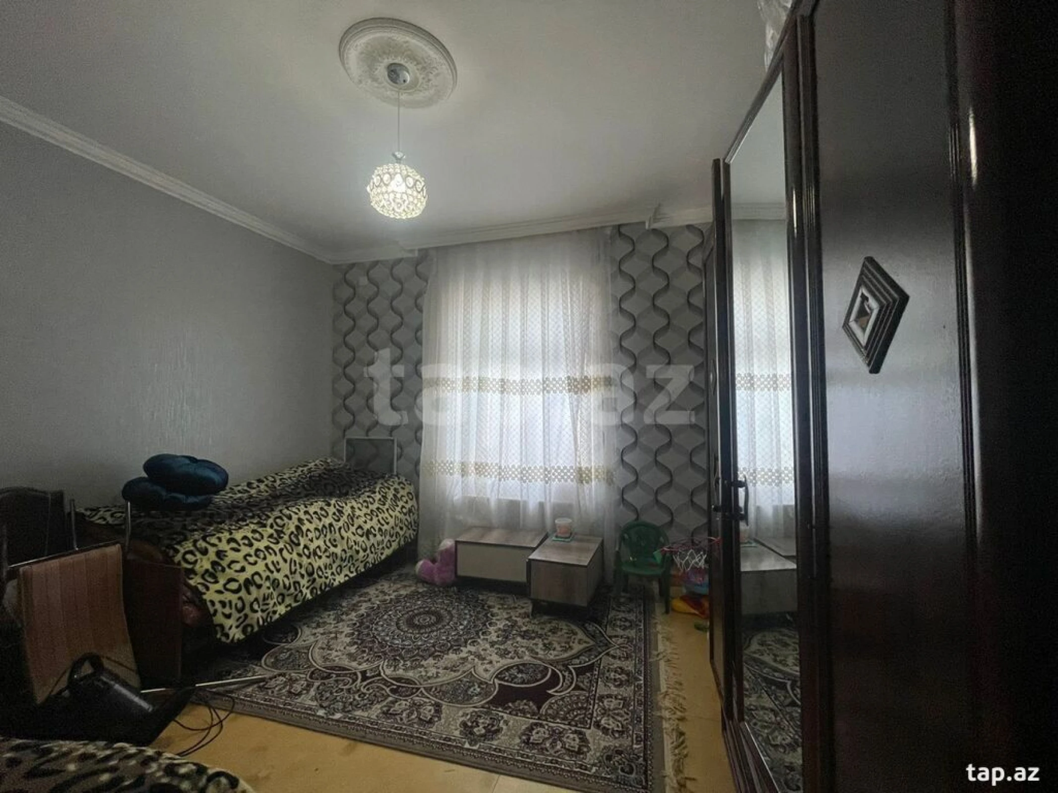 Satılır 4 otaqlı həyət evi
