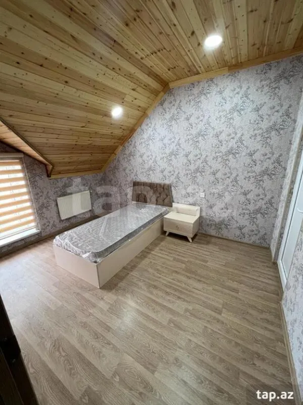 Kirayə verilir 5 otaqlı həyət evi